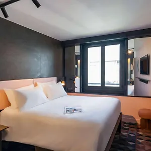 Tribe Batignolles 4*, Paris France